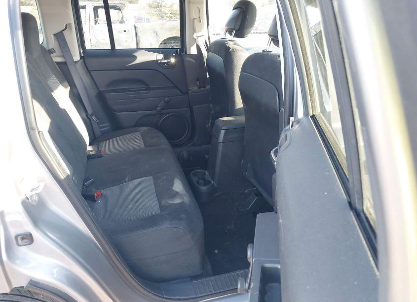 Photo 8 of 2016 Jeep Patriot SPORT (VIN 1C4NJPBA6GD514505)