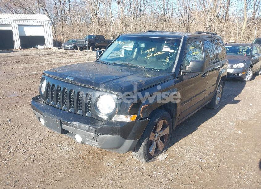 Photo 2 of 2016 Jeep Patriot SPORT (VIN 1C4NJPBA6GD575594)