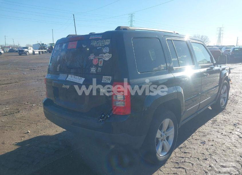Photo 4 of 2016 Jeep Patriot SPORT (VIN 1C4NJPBA6GD575594)