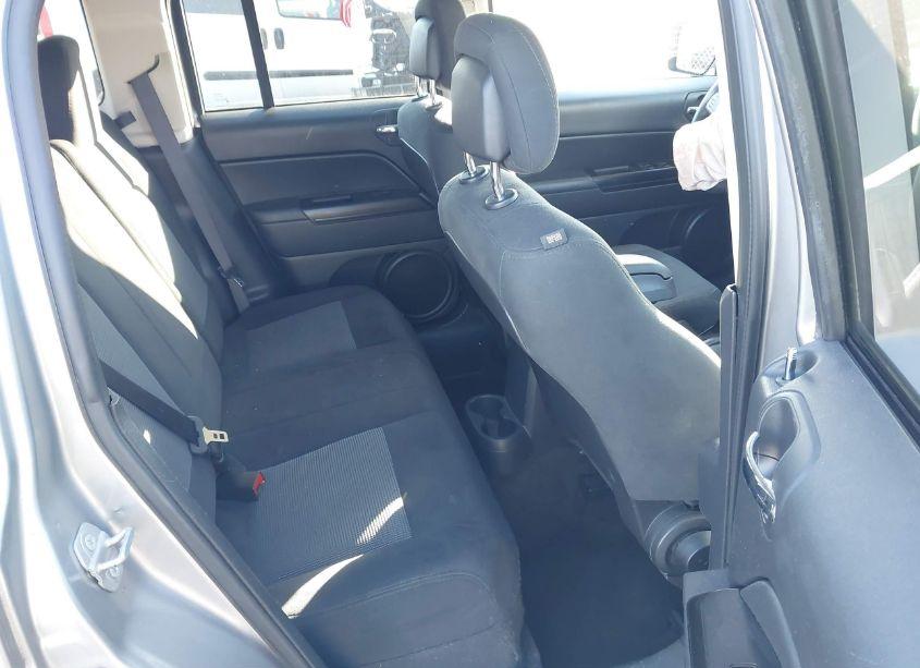 Photo 8 of 2016 Jeep Patriot SPORT (VIN 1C4NJPBA6GD609291)