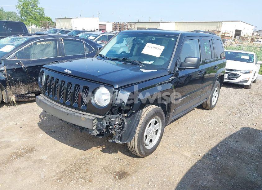 Photo 2 of 2016 Jeep Patriot SPORT (VIN 1C4NJPBA6GD621277)