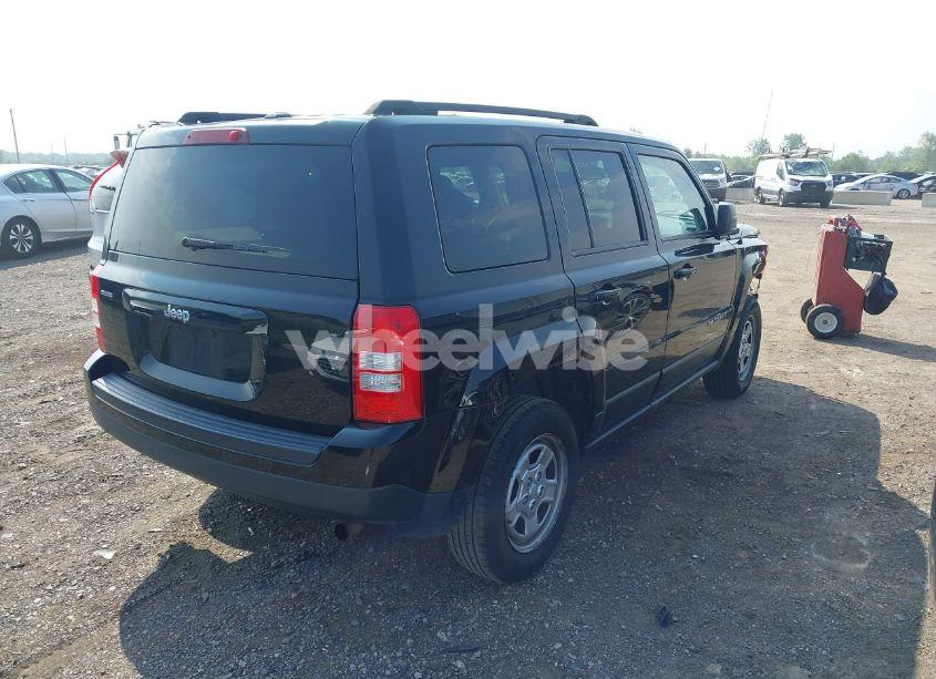 Photo 4 of 2016 Jeep Patriot SPORT (VIN 1C4NJPBA6GD621277)