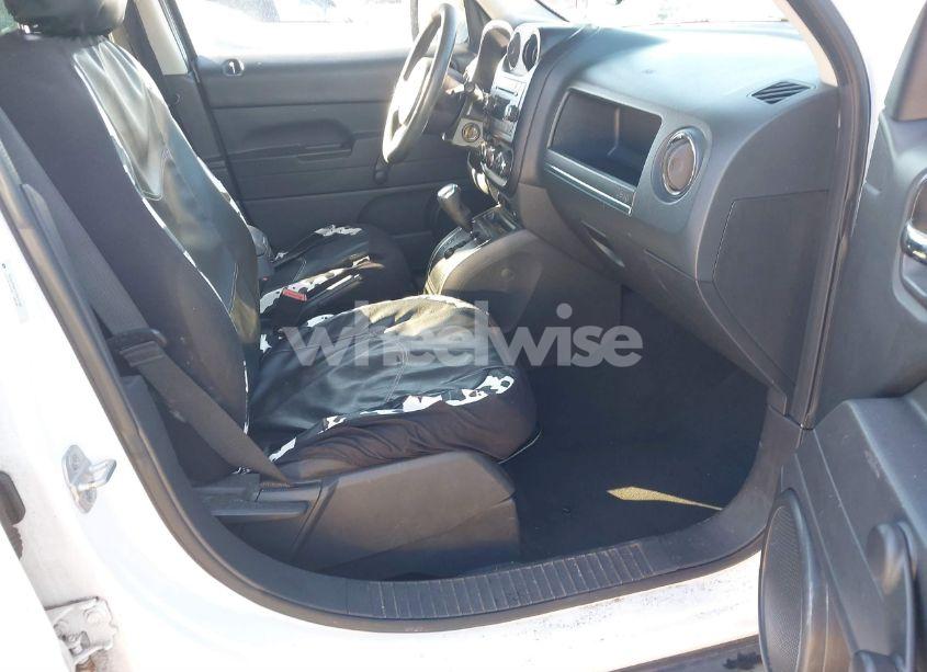 Photo 5 of 2012 Jeep Patriot SPORT (VIN 1C4NJPBA7CD612100)