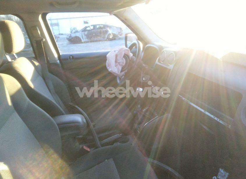 Photo 5 of 2012 Jeep Patriot SPORT (VIN 1C4NJPBA7CD640205)