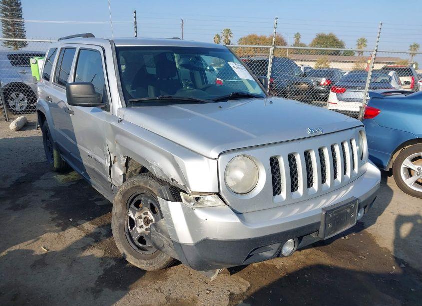 2013 Jeep Patriot SPORT (VIN 1C4NJPBA7DD229467) main photo
