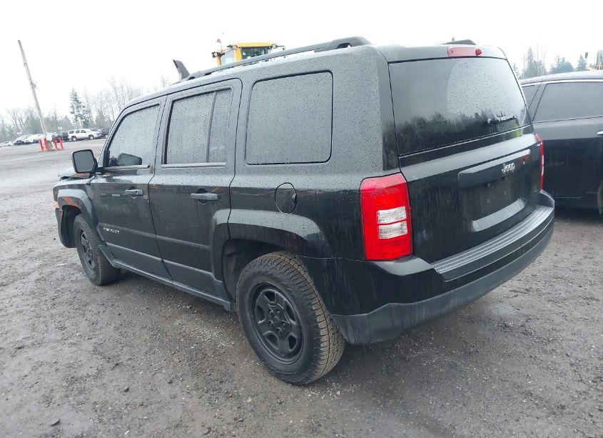 Photo 3 of 2014 Jeep Patriot SPORT (VIN 1C4NJPBA7ED619485)