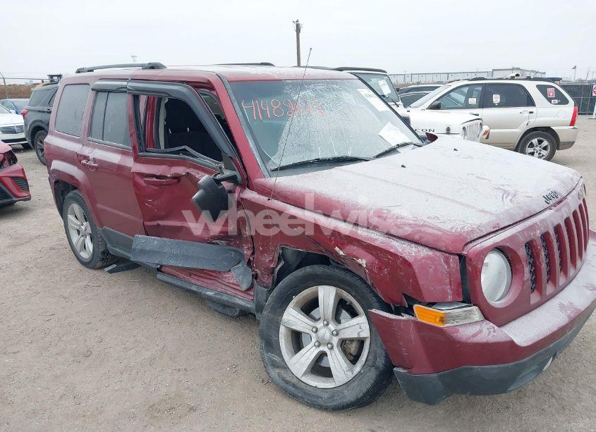 Photo 6 of 2014 Jeep Patriot ALTITUDE (VIN 1C4NJPBA7ED714984)