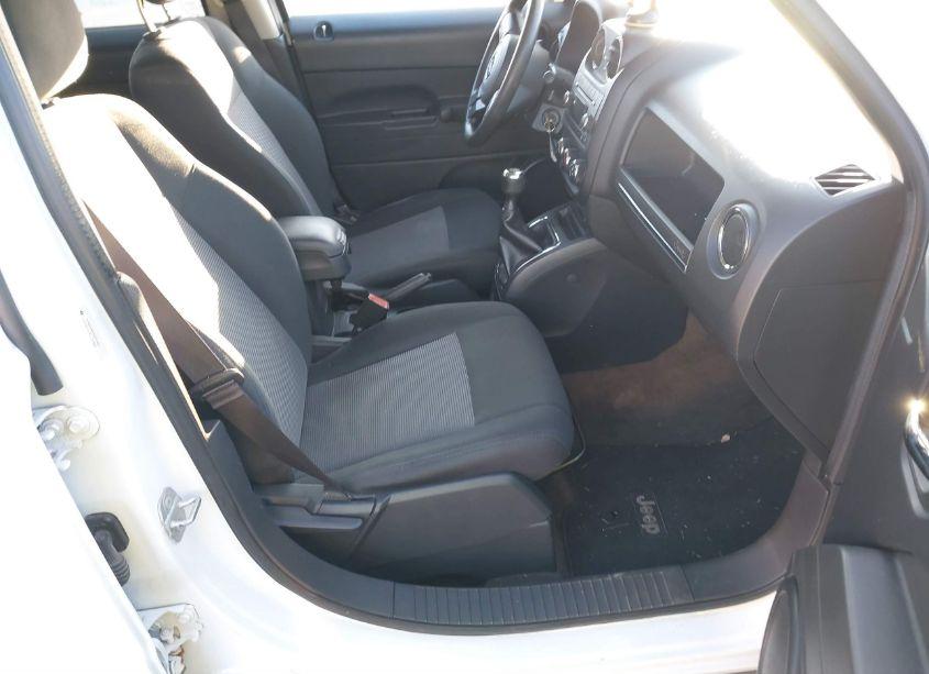 Photo 5 of 2014 Jeep Patriot SPORT (VIN 1C4NJPBA7ED721837)