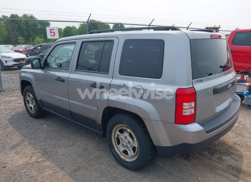 Photo 3 of 2014 Jeep Patriot SPORT (VIN 1C4NJPBA7ED799566)