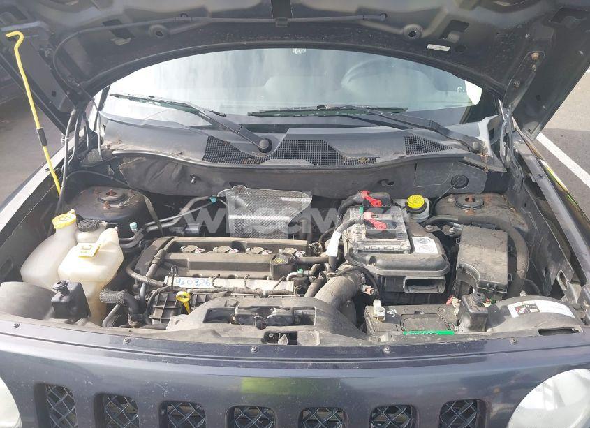 Photo 10 of 2014 Jeep Patriot ALTITUDE (VIN 1C4NJPBA7ED850595)