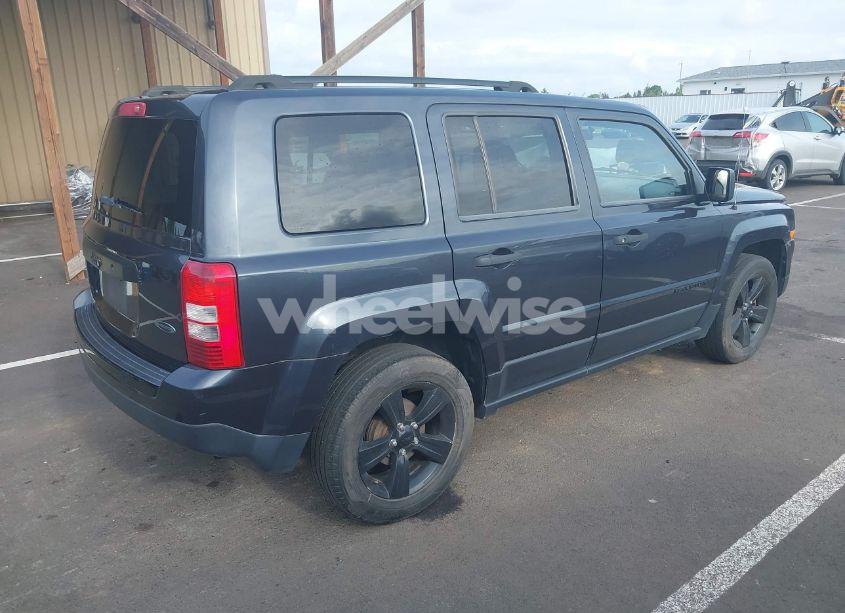 Photo 4 of 2014 Jeep Patriot ALTITUDE (VIN 1C4NJPBA7ED850595)