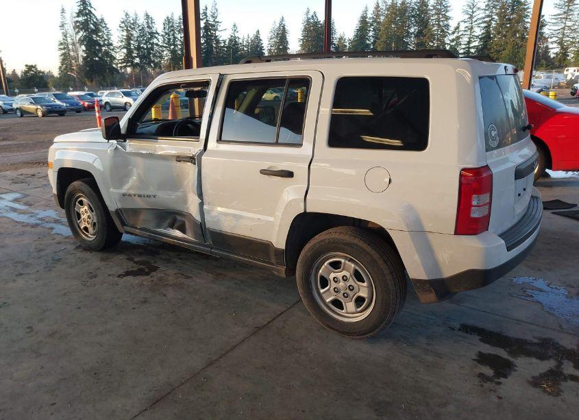 Photo 3 of 2015 Jeep Patriot SPORT (VIN 1C4NJPBA7FD110367)