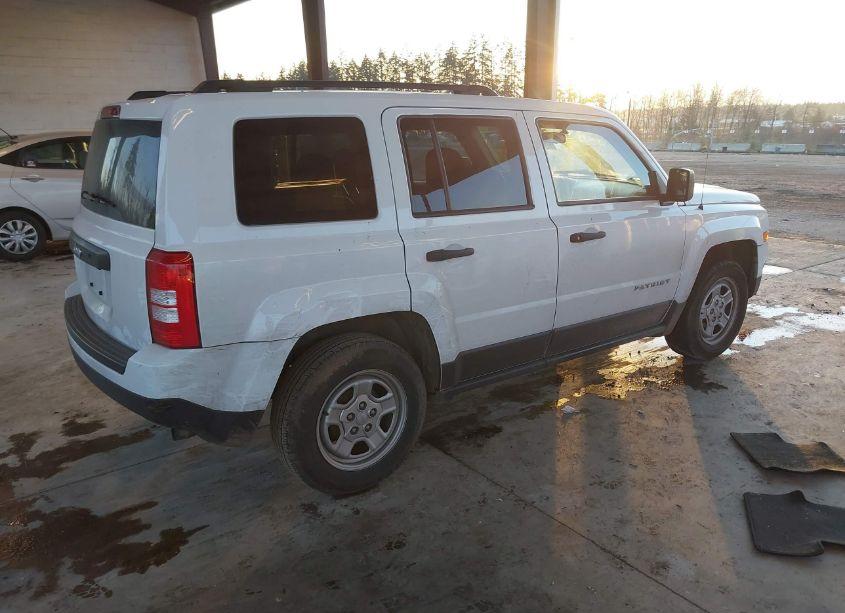 Photo 4 of 2015 Jeep Patriot SPORT (VIN 1C4NJPBA7FD110367)