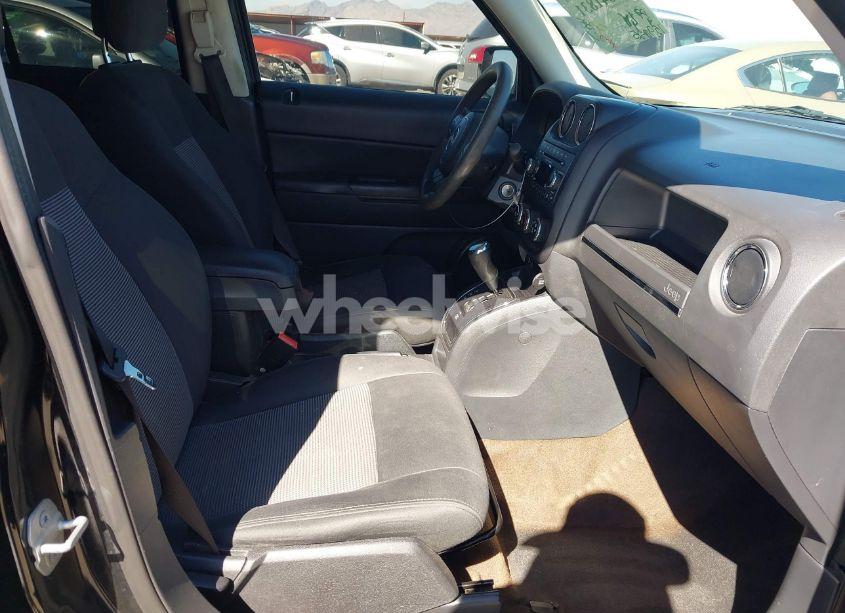 Photo 5 of 2015 Jeep Patriot ALTITUDE EDITION (VIN 1C4NJPBA7FD329118)