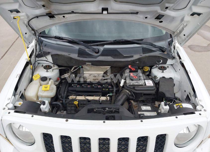 Photo 10 of 2015 Jeep Patriot SPORT (VIN 1C4NJPBA7FD430711)