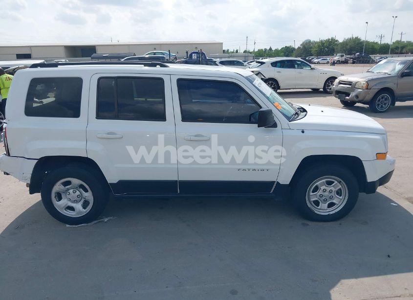 Photo 13 of 2015 Jeep Patriot SPORT (VIN 1C4NJPBA7FD430711)