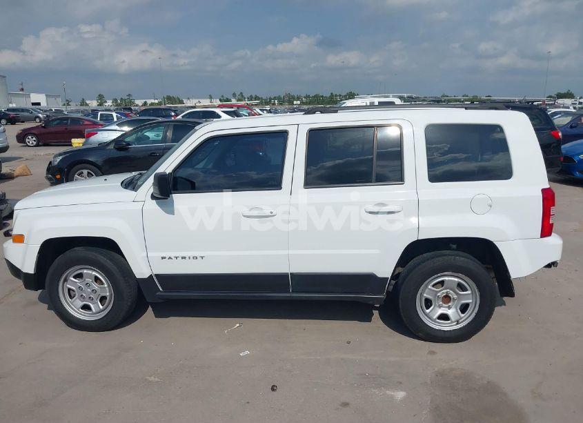 Photo 14 of 2015 Jeep Patriot SPORT (VIN 1C4NJPBA7FD430711)