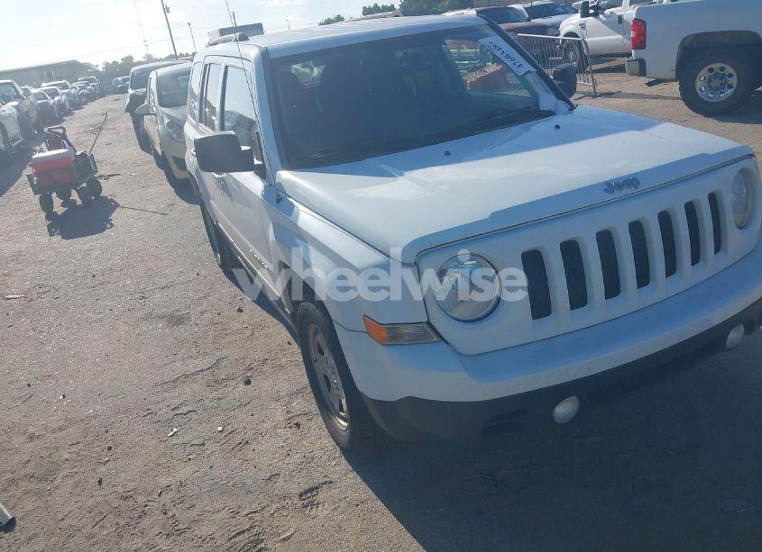 2016 Jeep Patriot SPORT (VIN 1C4NJPBA7GD525125) main photo