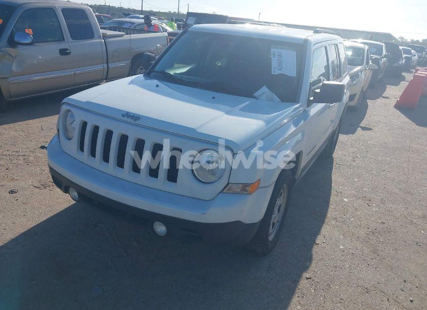 Photo 2 of 2016 Jeep Patriot SPORT (VIN 1C4NJPBA7GD525125)