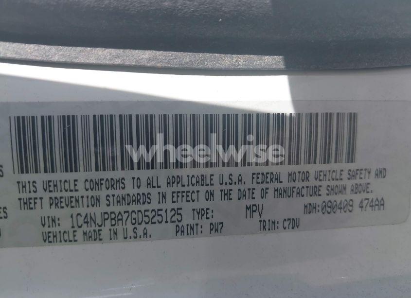 Photo 9 of 2016 Jeep Patriot SPORT (VIN 1C4NJPBA7GD525125)