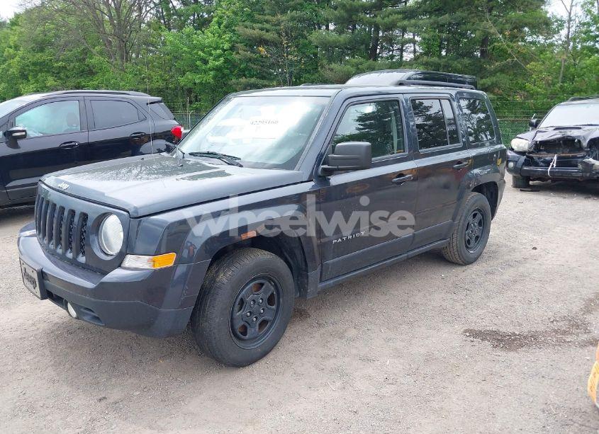 Photo 2 of 2016 Jeep Patriot SPORT (VIN 1C4NJPBA7GD526498)