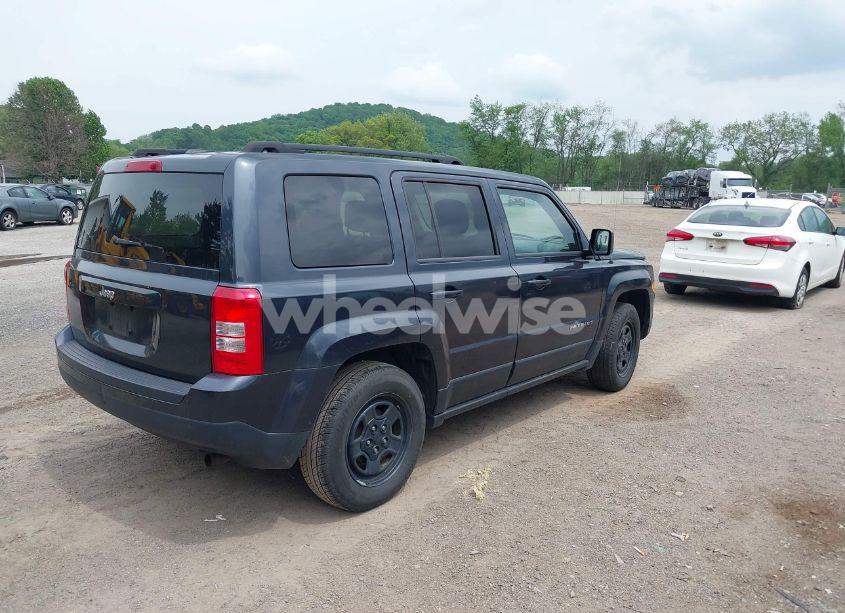 Photo 4 of 2016 Jeep Patriot SPORT (VIN 1C4NJPBA7GD526498)