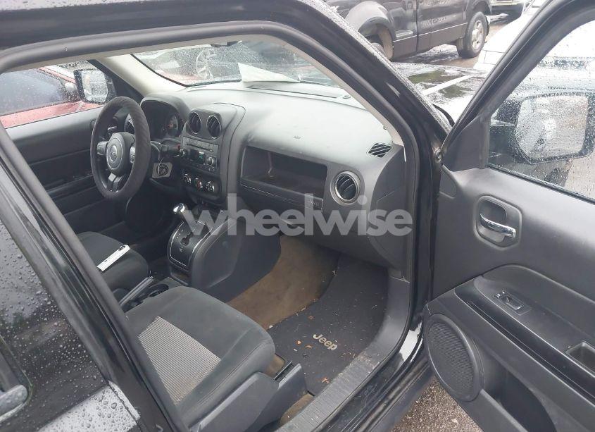 Photo 5 of 2017 Jeep Patriot SPORT FWD (VIN 1C4NJPBA7HD122716)