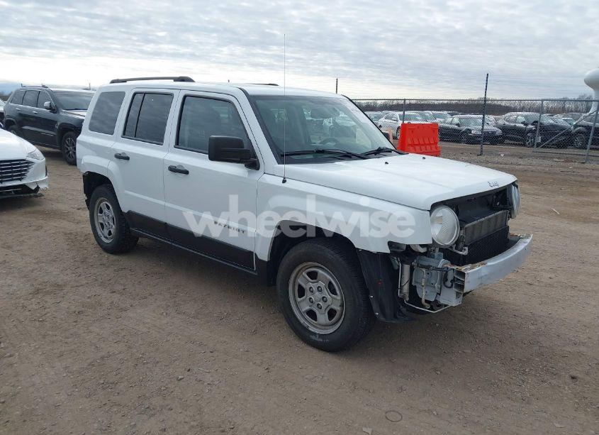 2017 Jeep Patriot SPORT FWD (VIN 1C4NJPBA7HD131271) main photo