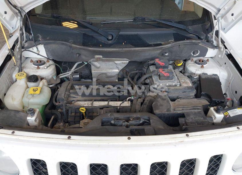 Photo 10 of 2012 Jeep Patriot SPORT (VIN 1C4NJPBA8CD610534)