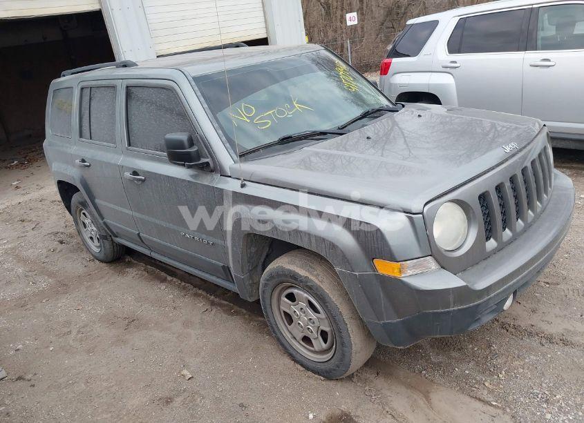 2012 Jeep Patriot SPORT (VIN 1C4NJPBA8CD618990) main photo