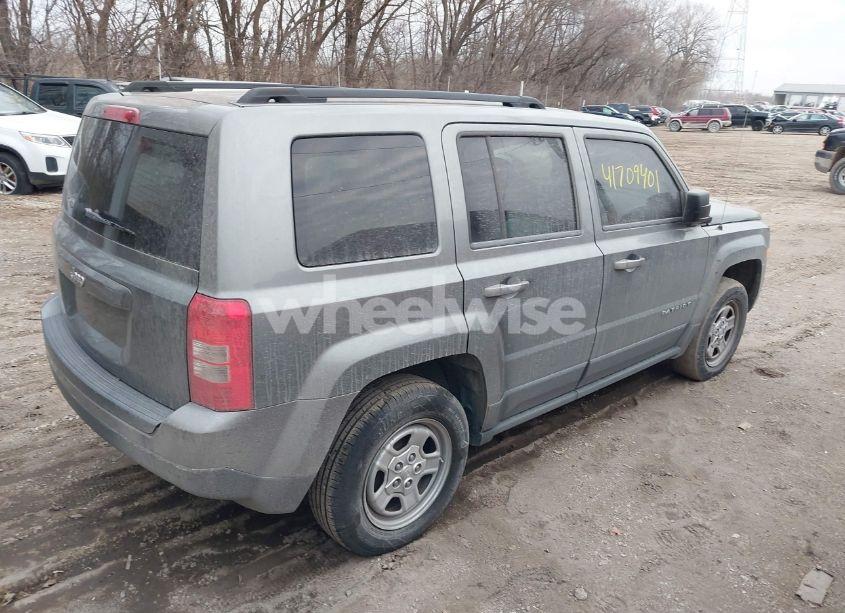 Photo 4 of 2012 Jeep Patriot SPORT (VIN 1C4NJPBA8CD618990)