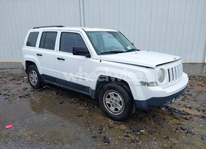 2013 Jeep Patriot SPORT (VIN 1C4NJPBA8DD223029) main photo