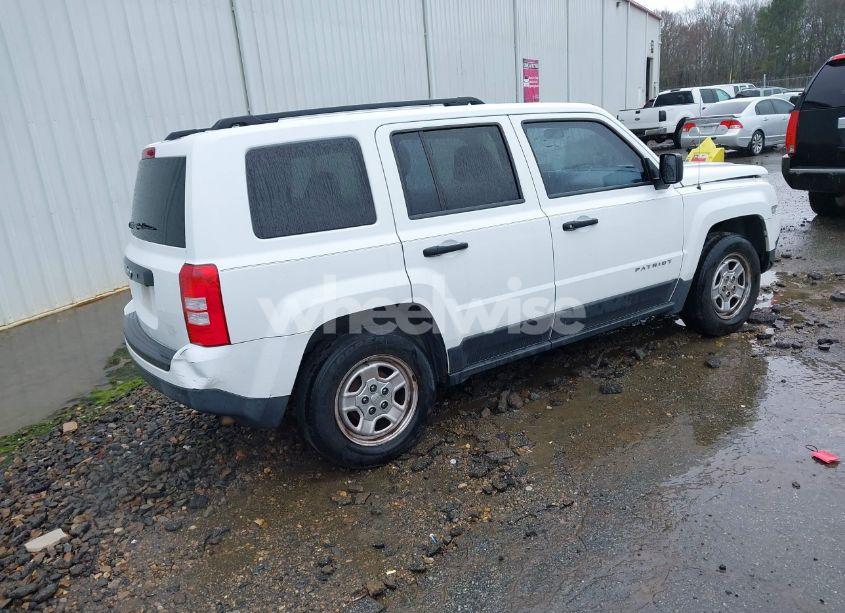 Photo 4 of 2013 Jeep Patriot SPORT (VIN 1C4NJPBA8DD223029)