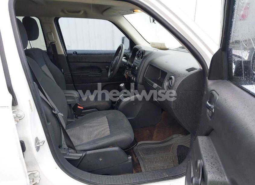 Photo 5 of 2013 Jeep Patriot SPORT (VIN 1C4NJPBA8DD223029)