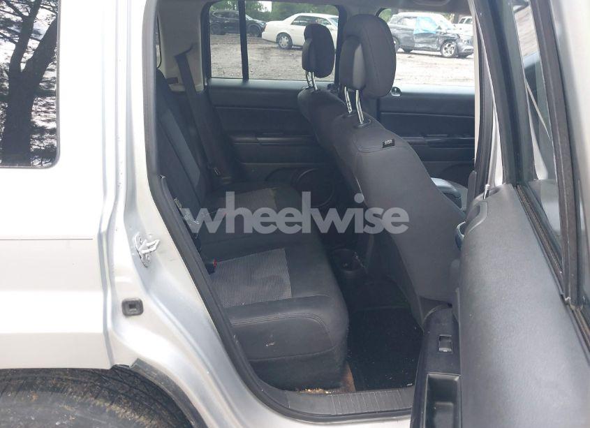 Photo 8 of 2013 Jeep Patriot SPORT (VIN 1C4NJPBA8DD272683)