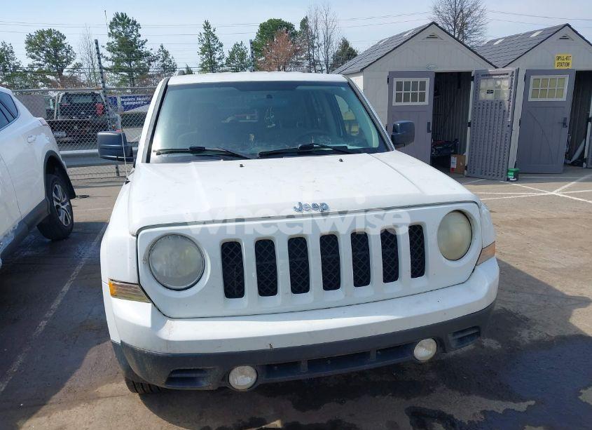 Photo 6 of 2014 Jeep Patriot SPORT (VIN 1C4NJPBA8ED692042)
