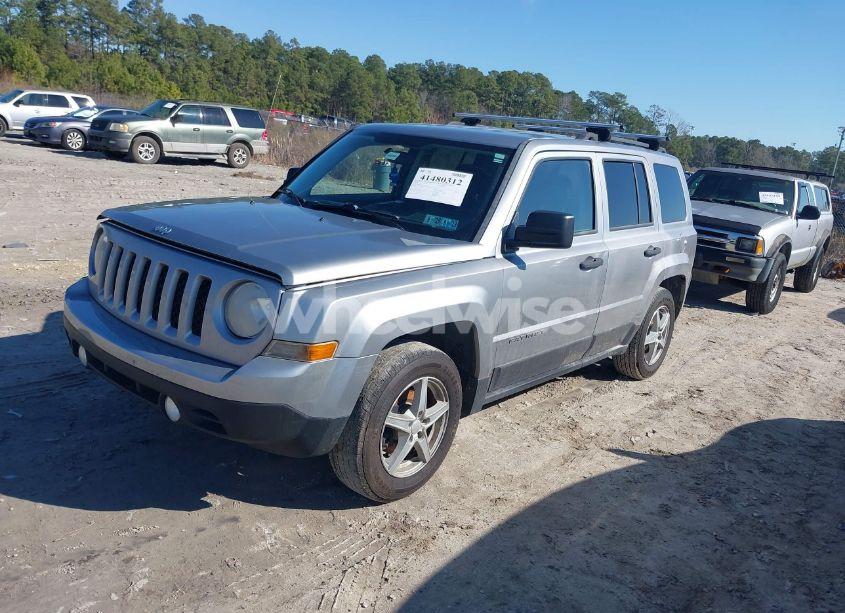 Photo 2 of 2014 Jeep Patriot SPORT (VIN 1C4NJPBA8ED857359)
