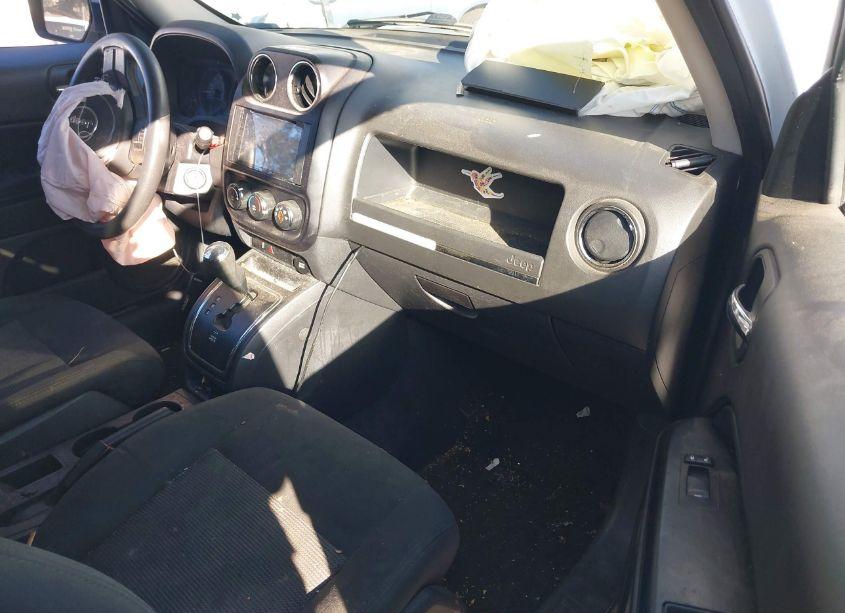 Photo 5 of 2015 Jeep Patriot ALTITUDE EDITION (VIN 1C4NJPBA8FD219971)