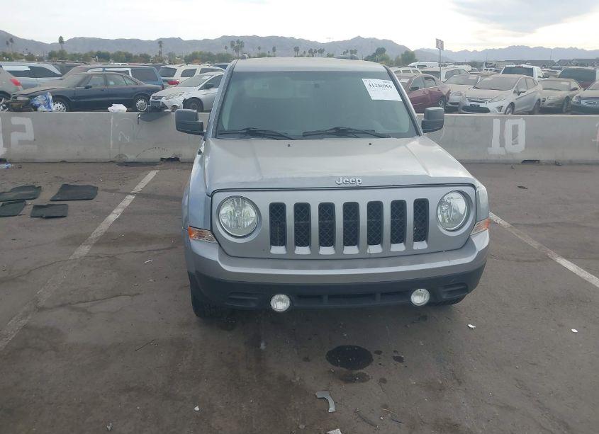 Photo 6 of 2015 Jeep Patriot SPORT (VIN 1C4NJPBA8FD388324)