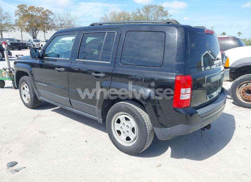 Photo 3 of 2015 Jeep Patriot SPORT (VIN 1C4NJPBA8FD419684)