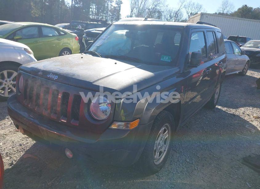 Photo 2 of 2016 Jeep Patriot SPORT (VIN 1C4NJPBA8GD669542)