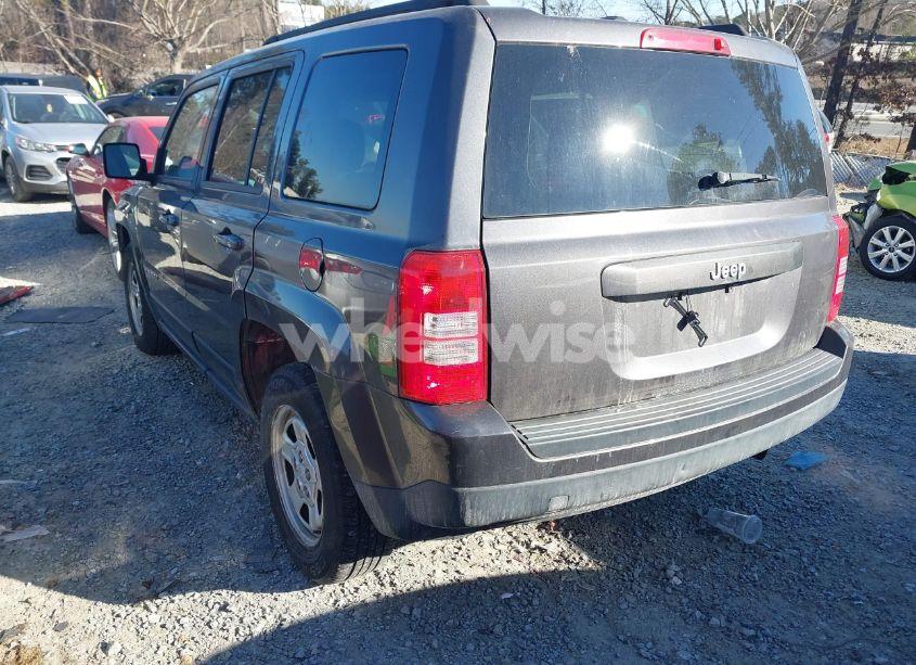 Photo 3 of 2016 Jeep Patriot SPORT (VIN 1C4NJPBA8GD669542)
