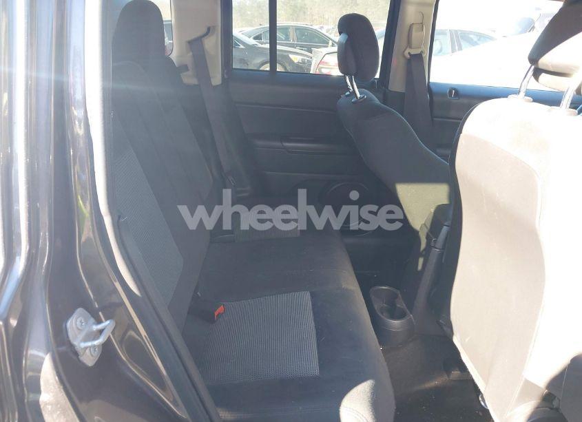 Photo 8 of 2016 Jeep Patriot SPORT (VIN 1C4NJPBA8GD669542)