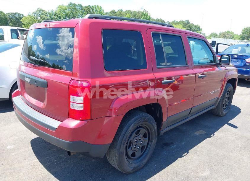 Photo 4 of 2016 Jeep Patriot SPORT (VIN 1C4NJPBA8GD676815)