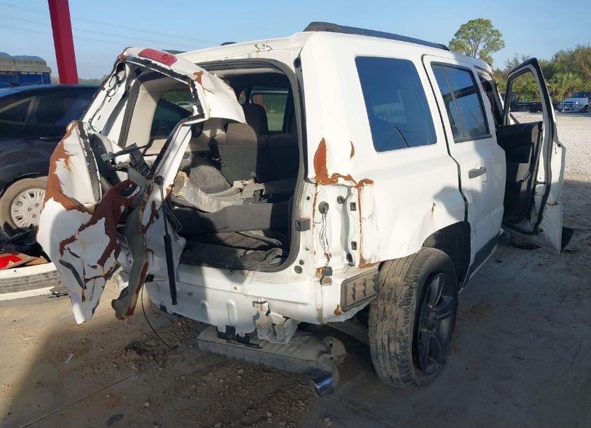 Photo 4 of 2016 Jeep Patriot SPORT SE (VIN 1C4NJPBA8GD777272)