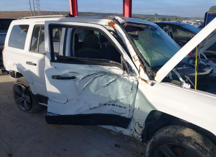 Photo 6 of 2016 Jeep Patriot SPORT SE (VIN 1C4NJPBA8GD777272)