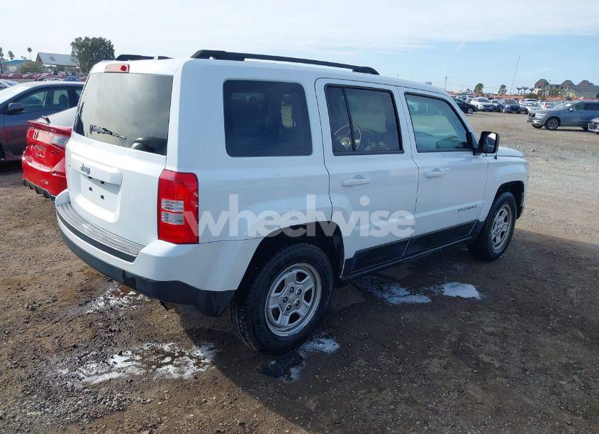 Photo 4 of 2012 Jeep Patriot SPORT (VIN 1C4NJPBA9CD634860)