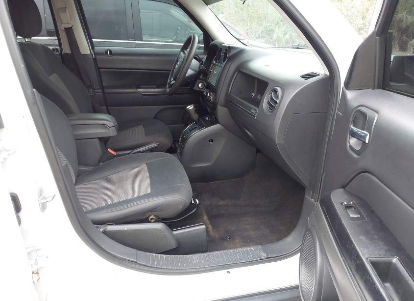 Photo 5 of 2013 Jeep Patriot SPORT (VIN 1C4NJPBA9DD272630)