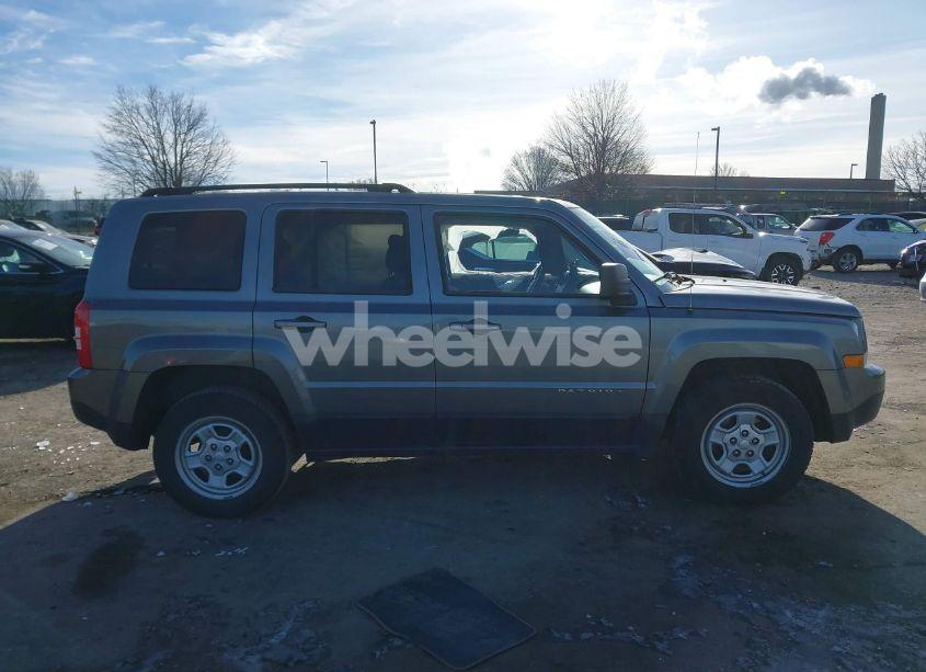 Photo 12 of 2014 Jeep Patriot SPORT (VIN 1C4NJPBA9ED524376)
