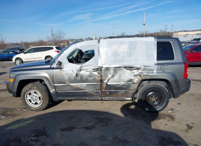 Photo 13 of 2014 Jeep Patriot SPORT (VIN 1C4NJPBA9ED524376)